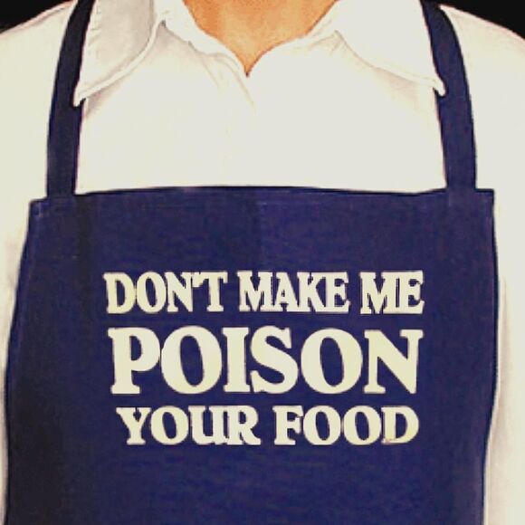 Don’t Make Me Poison Your Food – Hunter Green Apron - Picture 10 of 10
